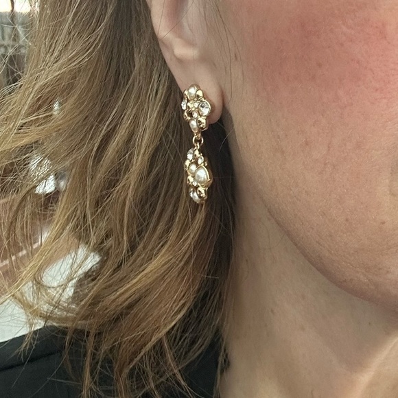 Mob Wife Glam Glitzy Romantic Feminine Gold, Crystal & Pearl Earrings. - Picture 5 of 8